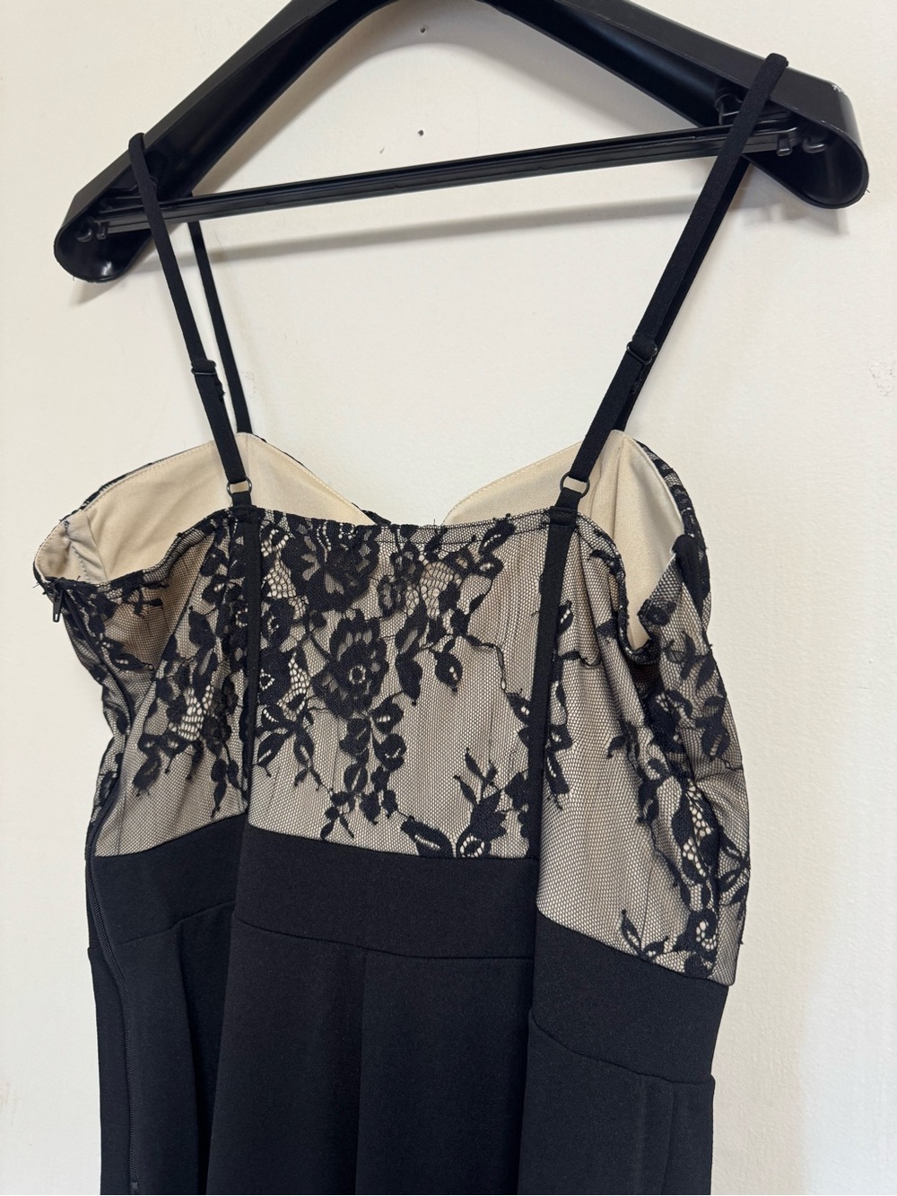 Fashion Nova Black Lace Bodice Wide-Leg Jumpsuit with Spaghetti Straps - Picture 7 of 8